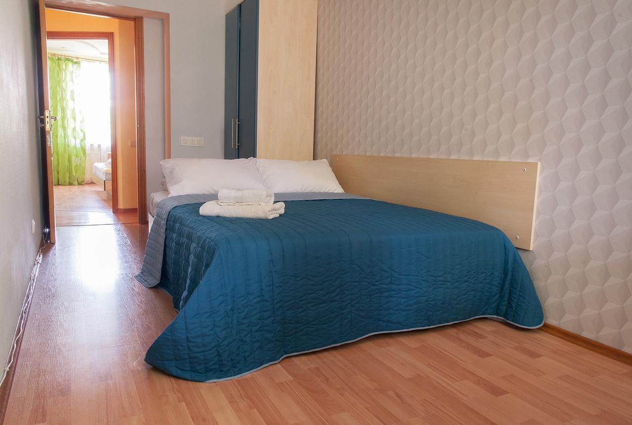 Luxury 3 Rooms Apartments In Center By Green House Poltava Exterior foto